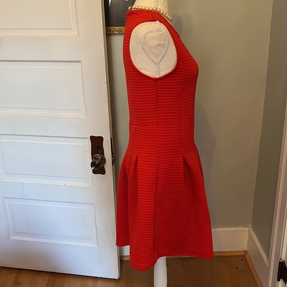 H&M Red Drop Waist Dress - Picture 4 of 6